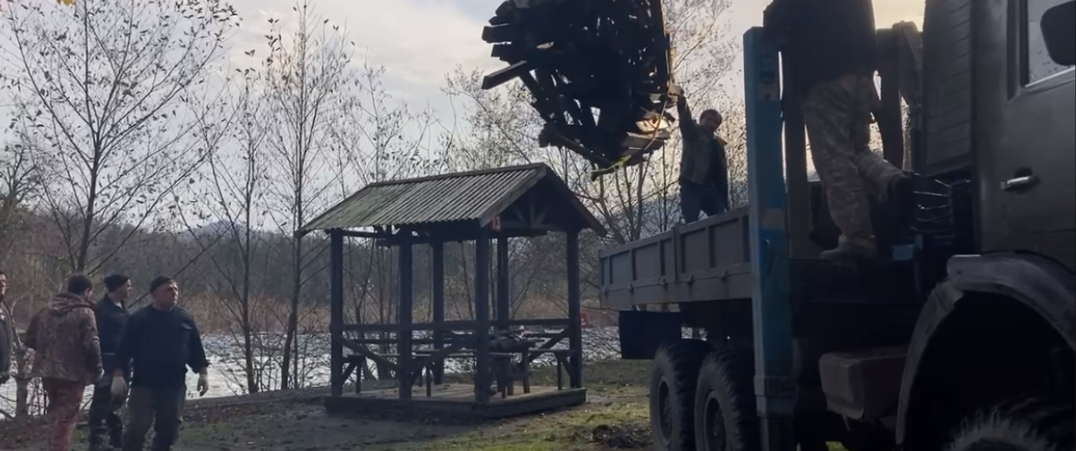 В Сочинском нацпарке снесут сотни беседок, складов и небольших отелей